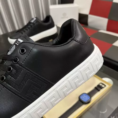 Cheap Versace Casual Shoes For Men #1387769 Replica Wholesale [$76.00 USD] [ITEM#1387769] on Replica Versace Casual Shoes
