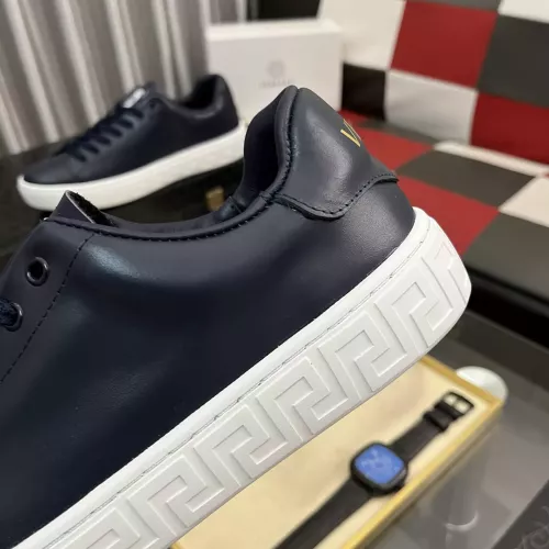 Cheap Versace Casual Shoes For Men #1387770 Replica Wholesale [$76.00 USD] [ITEM#1387770] on Replica Versace Casual Shoes