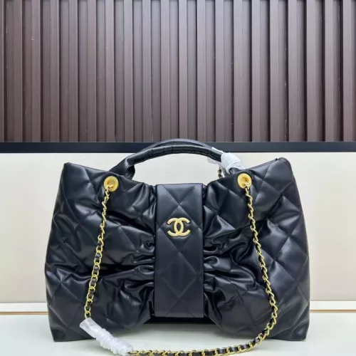 Chanel AAA Quality Shoulder Bags For Women #1387919