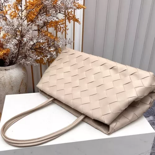 Cheap Bottega Veneta BV AAA Quality Shoulder Bags For Women #1387931 Replica Wholesale [$108.00 USD] [ITEM#1387931] on Replica Bottega Veneta BV AAA Quality Shoulder Bags