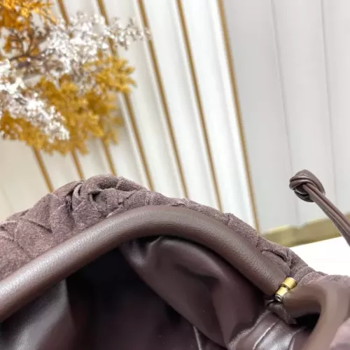 Cheap Bottega Veneta BV AAA Quality Messenger Bags For Women #1388016 Replica Wholesale [$100.00 USD] [ITEM#1388016] on Replica Bottega Veneta BV AAA Quality Messenger Bags