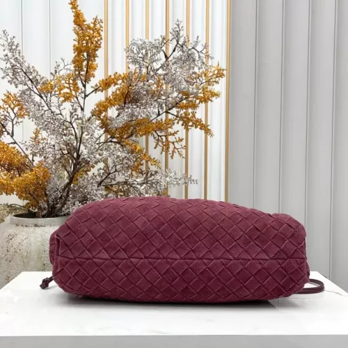 Cheap Bottega Veneta BV AAA Quality Messenger Bags For Women #1388020 Replica Wholesale [$112.00 USD] [ITEM#1388020] on Replica Bottega Veneta BV AAA Quality Messenger Bags