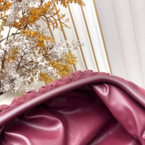 Cheap Bottega Veneta BV AAA Quality Messenger Bags For Women #1388020 Replica Wholesale [$112.00 USD] [ITEM#1388020] on Replica Bottega Veneta BV AAA Quality Messenger Bags