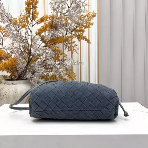 Cheap Bottega Veneta BV AAA Quality Messenger Bags For Women #1388021 Replica Wholesale [$100.00 USD] [ITEM#1388021] on Replica Bottega Veneta BV AAA Quality Messenger Bags