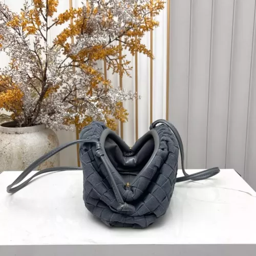 Cheap Bottega Veneta BV AAA Quality Messenger Bags For Women #1388021 Replica Wholesale [$100.00 USD] [ITEM#1388021] on Replica Bottega Veneta BV AAA Quality Messenger Bags