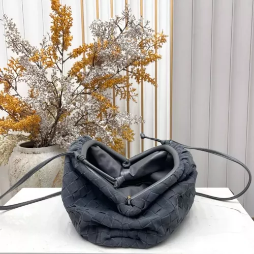 Cheap Bottega Veneta BV AAA Quality Messenger Bags For Women #1388023 Replica Wholesale [$112.00 USD] [ITEM#1388023] on Replica Bottega Veneta BV AAA Quality Messenger Bags