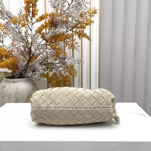 Cheap Bottega Veneta BV AAA Quality Messenger Bags For Women #1388029 Replica Wholesale [$100.00 USD] [ITEM#1388029] on Replica Bottega Veneta BV AAA Quality Messenger Bags