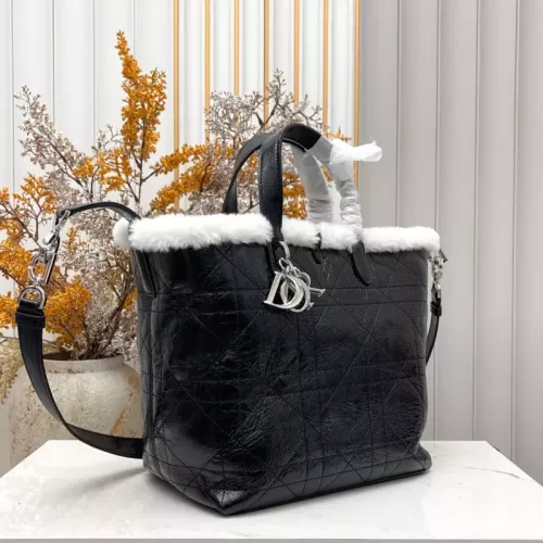 Cheap Christian Dior AAA Quality Handbags For Women #1388116 Replica Wholesale [$105.00 USD] [ITEM#1388116] on Replica Christian Dior AAA Quality Handbags