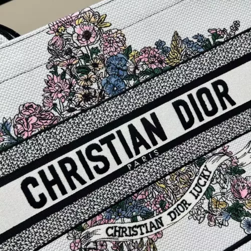 Cheap Christian Dior AAA Quality Handbags For Women #1388138 Replica Wholesale [$96.00 USD] [ITEM#1388138] on Replica Christian Dior AAA Quality Handbags