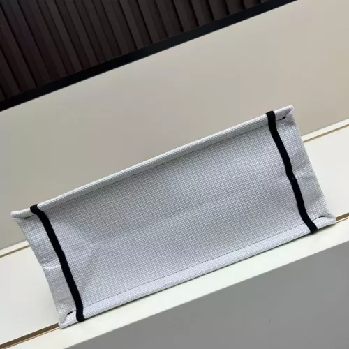 Cheap Christian Dior AAA Quality Handbags For Women #1388138 Replica Wholesale [$96.00 USD] [ITEM#1388138] on Replica Christian Dior AAA Quality Handbags