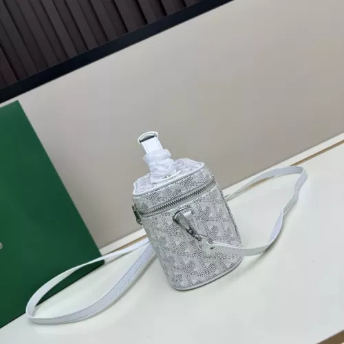 Cheap Goyard AAA Quality Cosmetic Pouches For Women #1388316 Replica Wholesale [$72.00 USD] [ITEM#1388316] on Replica Goyard AAA Quality Pouches