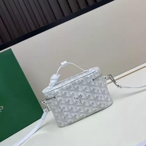 Cheap Goyard AAA Quality Cosmetic Pouches For Women #1388316 Replica Wholesale [$72.00 USD] [ITEM#1388316] on Replica Goyard AAA Quality Pouches