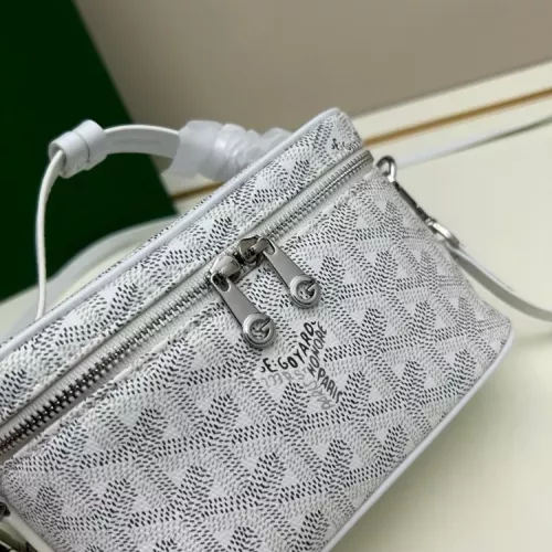 Cheap Goyard AAA Quality Cosmetic Pouches For Women #1388316 Replica Wholesale [$72.00 USD] [ITEM#1388316] on Replica Goyard AAA Quality Pouches