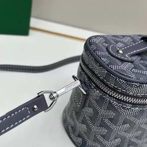Cheap Goyard AAA Quality Cosmetic Pouches For Women #1388319 Replica Wholesale [$72.00 USD] [ITEM#1388319] on Replica Goyard AAA Quality Pouches