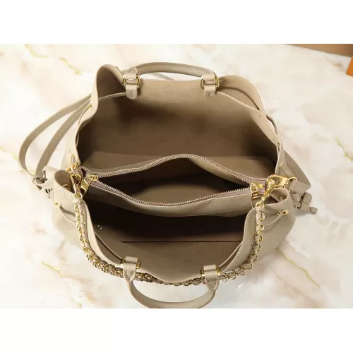 Cheap Louis Vuitton AAA Quality Handbags For Women #1388428 Replica Wholesale [$68.00 USD] [ITEM#1388428] on Replica Louis Vuitton AAA Quality Handbags