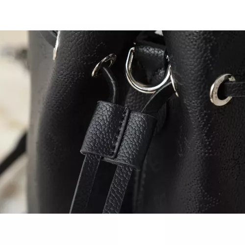 Cheap Louis Vuitton AAA Quality Handbags For Women #1388430 Replica Wholesale [$68.00 USD] [ITEM#1388430] on Replica Louis Vuitton AAA Quality Handbags