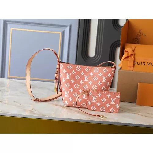 Louis Vuitton Messenger Bags For Women #1388543