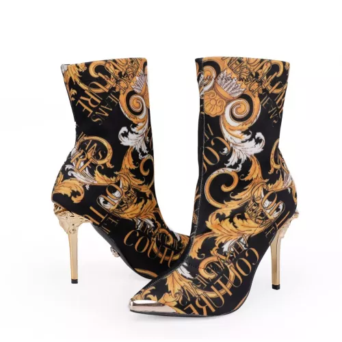 Cheap Versace Boots For Women #1388591 Replica Wholesale [$92.00 USD] [ITEM#1388591] on Replica Versace Boots