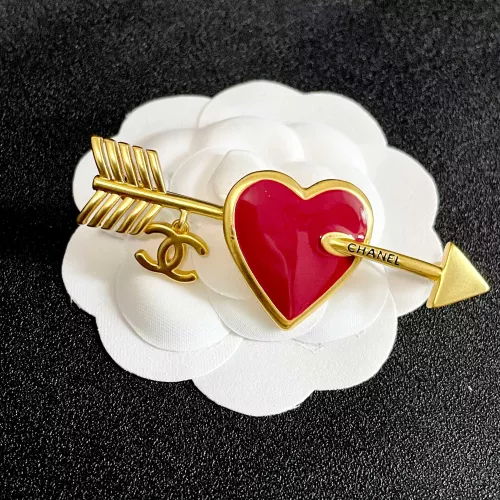Chanel Brooches For Women #1388706