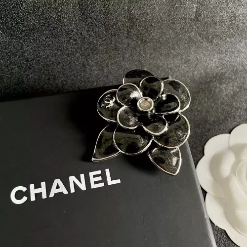 Cheap Chanel Brooches For Women #1389374 Replica Wholesale [$29.00 USD] [ITEM#1389374] on Replica Chanel Brooches