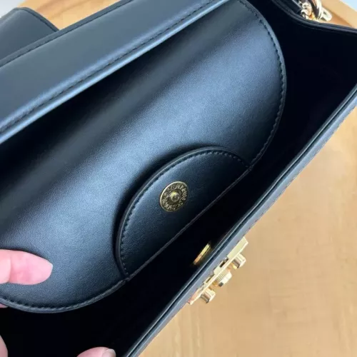 Cheap Gucci AAA Quality Messenger Bags For Women #1389420 Replica Wholesale [$82.00 USD] [ITEM#1389420] on Replica Gucci AAA Quality Messenger Bags