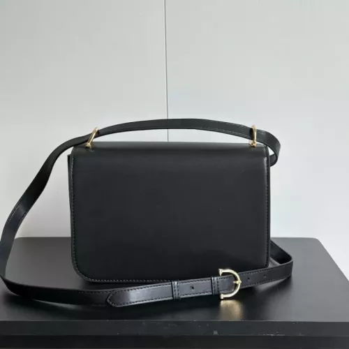 Cheap Gucci AAA Quality Messenger Bags For Women #1389425 Replica Wholesale [$82.00 USD] [ITEM#1389425] on Replica Gucci AAA Quality Messenger Bags