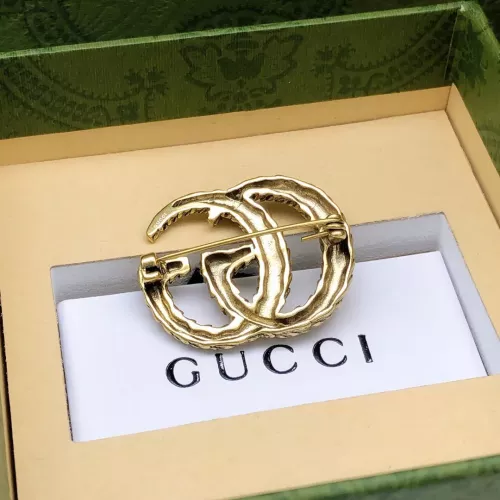 Cheap Gucci Brooches For Women #1389451 Replica Wholesale [$27.00 USD] [ITEM#1389451] on Replica Gucci Brooches