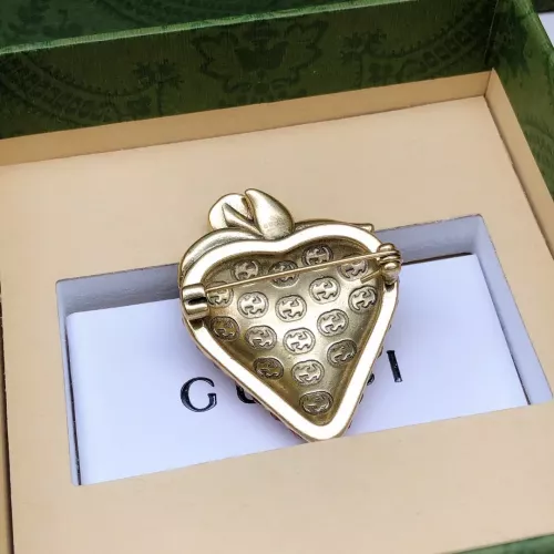 Cheap Gucci Brooches For Women #1389452 Replica Wholesale [$29.00 USD] [ITEM#1389452] on Replica Gucci Brooches