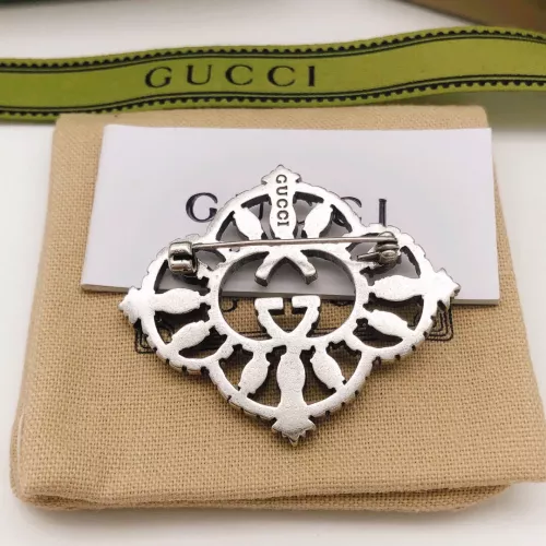 Cheap Gucci Brooches For Women #1389466 Replica Wholesale [$29.00 USD] [ITEM#1389466] on Replica Gucci Brooches