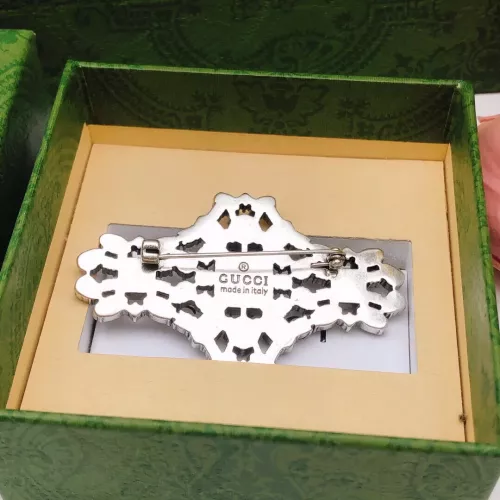 Cheap Gucci Brooches For Women #1389468 Replica Wholesale [$29.00 USD] [ITEM#1389468] on Replica Gucci Brooches