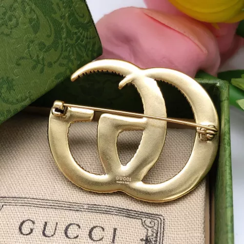 Cheap Gucci Brooches For Women #1389472 Replica Wholesale [$29.00 USD] [ITEM#1389472] on Replica Gucci Brooches