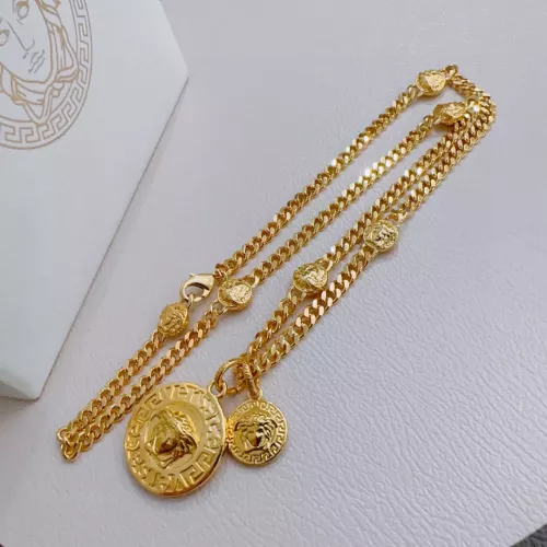 Cheap Versace Necklaces #1389512 Replica Wholesale [$52.00 USD] [ITEM#1389512] on Replica Versace Necklaces