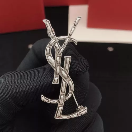 Cheap Yves Saint Laurent Brooches For Women #1389542 Replica Wholesale [$29.00 USD] [ITEM#1389542] on Replica Yves Saint Laurent Brooches