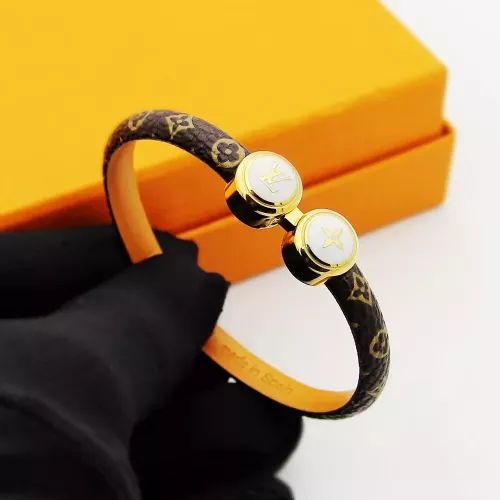 Cheap Louis Vuitton LV Bracelets #1389564 Replica Wholesale [$29.00 USD] [ITEM#1389564] on Replica Louis Vuitton LV Bracelets