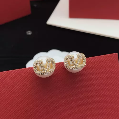 Cheap Valentino Earrings For Women #1389670 Replica Wholesale [$29.00 USD] [ITEM#1389670] on Replica Valentino Earrings