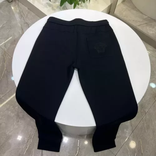 Cheap Versace Pants For Unisex #1389674 Replica Wholesale [$68.00 USD] [ITEM#1389674] on Replica Versace Pants