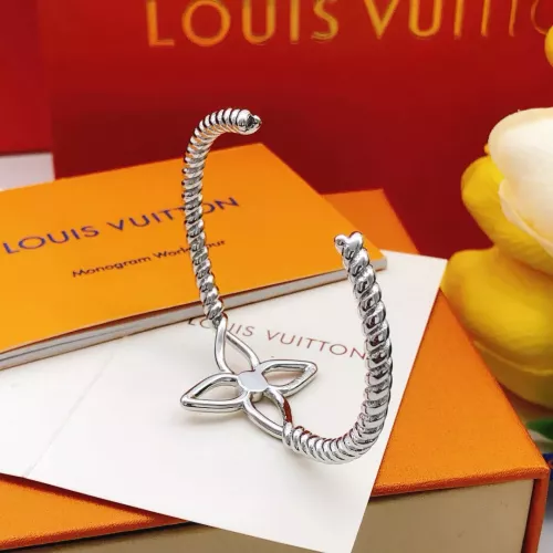 Cheap Louis Vuitton LV Bracelets #1389732 Replica Wholesale [$32.00 USD] [ITEM#1389732] on Replica Louis Vuitton LV Bracelets