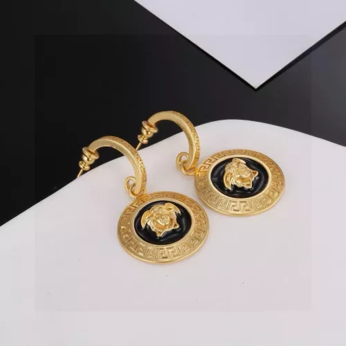 Cheap Versace Earrings For Women #1389863 Replica Wholesale [$29.00 USD] [ITEM#1389863] on Replica Versace Earrings
