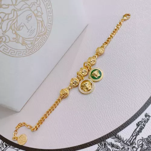 Cheap Versace Bracelets #1389877 Replica Wholesale [$48.00 USD] [ITEM#1389877] on Replica Versace Bracelets