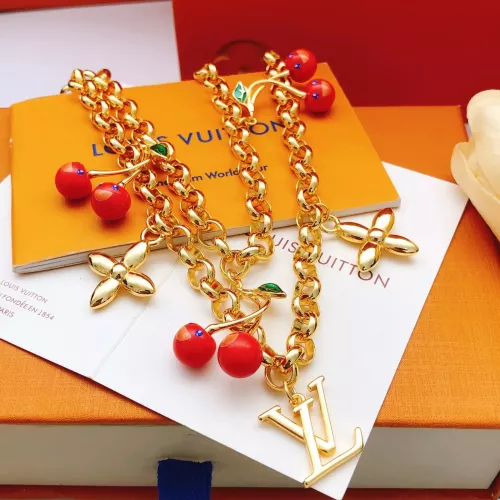 Cheap Louis Vuitton Necklaces #1389988 Replica Wholesale [$42.00 USD] [ITEM#1389988] on Replica Louis Vuitton Necklaces