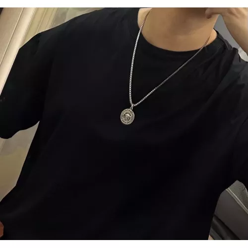 Cheap Versace Necklaces #1390045 Replica Wholesale [$42.00 USD] [ITEM#1390045] on Replica Versace Necklaces