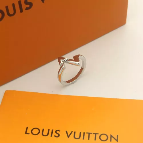Cheap Louis Vuitton LV Rings #1390152 Replica Wholesale [$23.00 USD] [ITEM#1390152] on Replica Louis Vuitton LV Rings