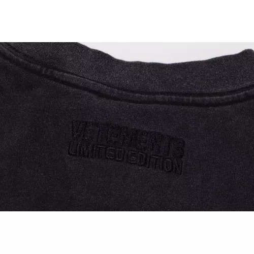 Cheap VETEMENTS T-Shirts Short Sleeved For Unisex #1390240 Replica Wholesale [$36.00 USD] [ITEM#1390240] on Replica VETEMENTS T-Shirts
