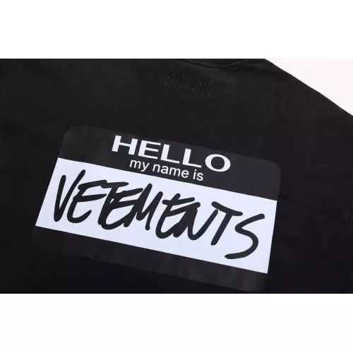 Cheap VETEMENTS T-Shirts Short Sleeved For Unisex #1390245 Replica Wholesale [$40.00 USD] [ITEM#1390245] on Replica VETEMENTS T-Shirts