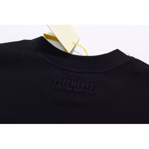Cheap VETEMENTS T-Shirts Short Sleeved For Unisex #1390269 Replica Wholesale [$36.00 USD] [ITEM#1390269] on Replica VETEMENTS T-Shirts