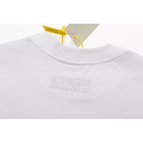 Cheap VETEMENTS T-Shirts Short Sleeved For Unisex #1390271 Replica Wholesale [$36.00 USD] [ITEM#1390271] on Replica VETEMENTS T-Shirts