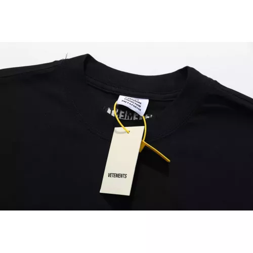 Cheap VETEMENTS T-Shirts Short Sleeved For Unisex #1390279 Replica Wholesale [$36.00 USD] [ITEM#1390279] on Replica VETEMENTS T-Shirts