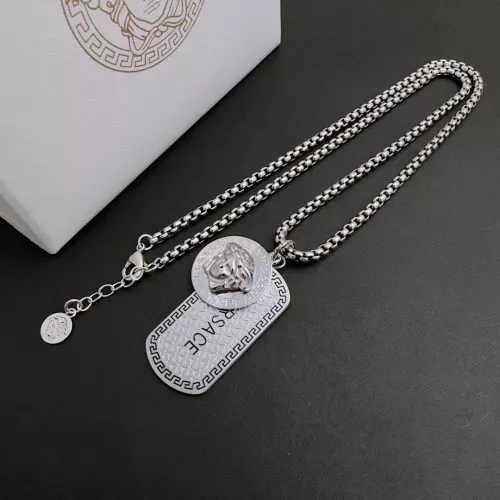 Cheap Versace Necklaces #1390359 Replica Wholesale [$45.00 USD] [ITEM#1390359] on Replica Versace Necklaces