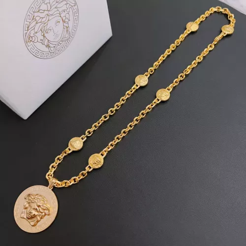 Cheap Versace Necklaces #1390362 Replica Wholesale [$64.00 USD] [ITEM#1390362] on Replica Versace Necklaces