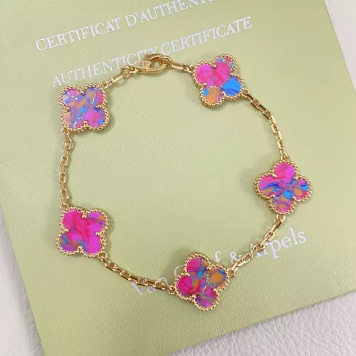 Cheap Van Cleef &amp; Arpels Bracelets For Women #1390406 Replica Wholesale [$36.00 USD] [ITEM#1390406] on Replica Van Cleef &amp; Arpels Bracelets